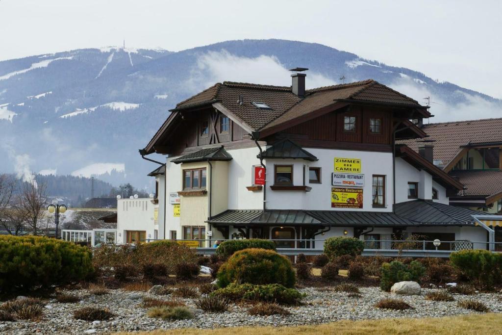 Pizzeria Restaurant Wieser Rasùn di Sotto Exteriör bild